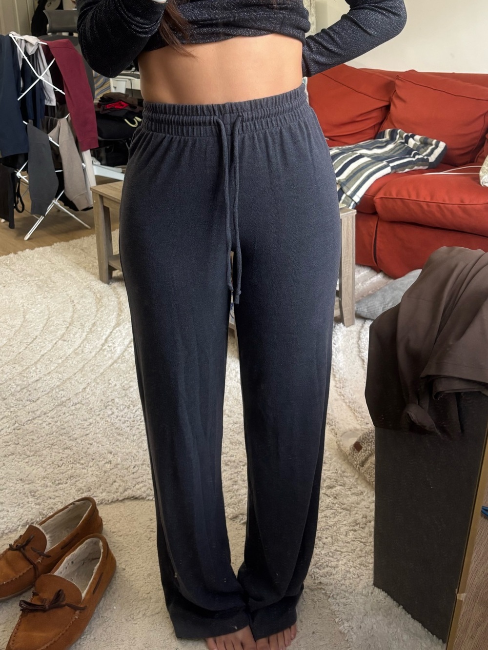 Aritzia Black Relaxed Drawstring Joggers